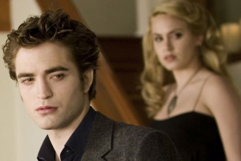 edward-cullen-rosalie-hale-480x320.jpg